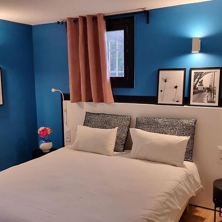 Brit Hotel Marseille Aeroport Mirabeau Екстериор снимка