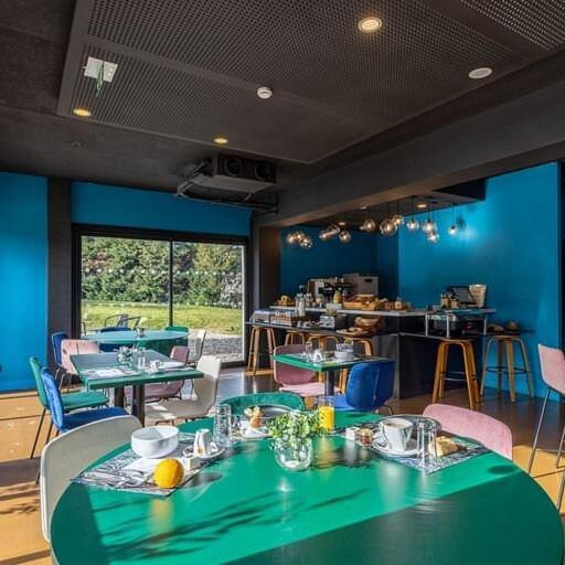 Brit Hotel Marseille Aeroport Mirabeau Екстериор снимка